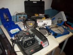 A SELECTION OF POWER TOOLS TO INCLUDE A BOXED DREMEL, A POWERED TILE CUTTER AND A CHOP SAW