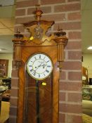 A VINTAGE WALNUT GLAZED VIENNA WALLCLOCK WITH DOUBLE WEIGHTS - H 124 cm