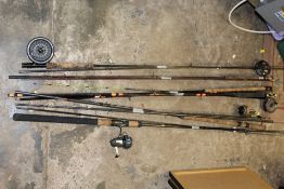 A SELECTION OF FISHING EQUIPMENT AND RODS, TO INCLUDE BROWNING, SHAKESPEARE, SHIMANO, TOGETHER WITH