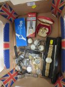 A SMALL TRAY OF ASSORTED WRISTWATCHES