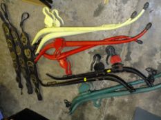 A SELECTION OF HORSE HAIMES AND HORSE BRASSES