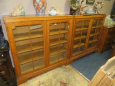 A PAIR OF VINTAGE OAK GLAZED BOOKCASES H-123 CM W-123 CM EACH (2)