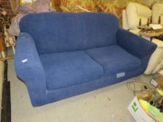 A MODERN UPHOLSTERED BED SETTEE