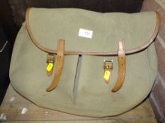 A VINTAGE 'BRADY' FISHING BAG