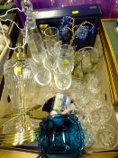 A SELECTION OF GLASS WARE TO INCLUDE A TABLE LAMP, VICTORIAN SOUVENIR PAPERWEIGHT ETC