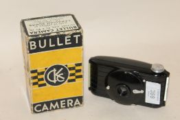 A VINTAGE CANADIAN KODAK BULLET CAMERA IN BOX