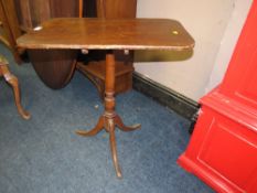 AN ANTIQUE MAHOGANY PEDESTAL TABLE A/F
