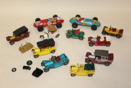 A SMALL COLLECTION OF TOY CARS TO LESNEY AND TWO TIN PLATES EXAMPLES