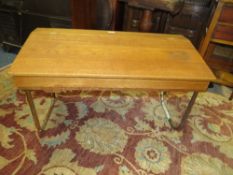 A LOW CHILDS TYPE SCHOOL DESK W-92 CM