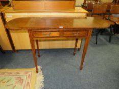 A REPRODUCTION MAHOGANY SOFA TABLE