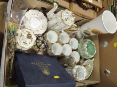 A BOX OF ASSORTED CHINA AND CERAMICS TO INCLUDE A PAIR OF ROYAL WORCESTER MILLENNIUM PLATES