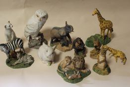 A COLLECTION OF RESIN AND CERAMIC ANIMAL FIGURES TO INCLUDE MATT FINISH AYNSLEY EXAMPLES
