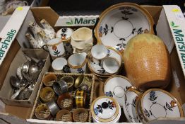 A BOX OF ASSORTED CERAMICS AND METALWARE TO INCLUDE CHIKMAMACHI CHINA, NAPKIN RINGS, FLATWARE ETC.