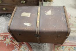A VINTAGE TRAVEL TRUNK