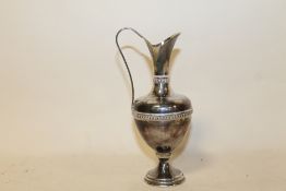 A WHITE METAL JUG MARKED 925 TO BASE OVERALL HEIGHT - 15.5CM