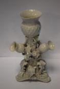 A BELLEEK THISTLE VASE ON TRIPOD BASE WITH BLACK STAMP, H APPROXIMATELY 26.5 cm