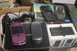 A BOX OF ASSORTED MOBILE PHOINES