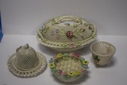 A COLLECTION OF PIERCED ITEMS TO INCLUDE A DONEGAL LIDDED BASKET (4)