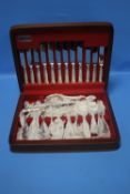 AN ARTHUR PRICE CANTEEN OF CUTLERY KINGS PATTERN 44 PCE SET PLUS A CHEESE KNIFE