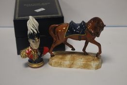 A BOXED HALCYON DAYS TRINKET BOX 