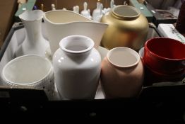 A TRAY OF CERAMIC VASES ETC (TRAY NOT INCLUDED)