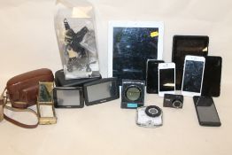 A COLLECTION OF ELECTRONICS TO INCLUDE MOBILE PHONES, TABLETS ETC.