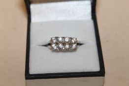 A HALLMARKED 9 CT WHITE GOLD WHITE STONE DRESS RING, APPROX WEIGHT 3.5 G