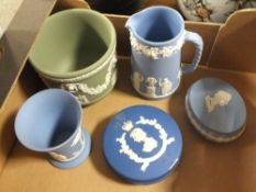 A SMALL TRAY OF WEDGWOOD JASPERWARE