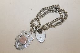 A SILVER FOB BRACELET - APPROX 34 G