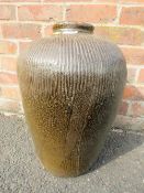 A 19TH C TURKISH OLIVE JAR H-48 CM