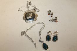 A SILVER CHAIN & PENDANT TOGETHER WITH A PAIR OF AMBER CUFFLINKS AND A BLUE STONE & SILVER JEWELLERY