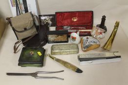 A TRAY OF COLLECTABLES TO INCLUDE A POLISHED STONE LIGHT HOUSE