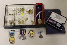 A COLLECTION OF MASONIC JEWELS/ MEDALS TO INCLUDE A HTWSSTKS ROYAL ARCH MASONRY ISRAELI SILVER