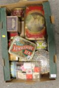 A TRAY OF COLLECTABLE TINS TO INCLUDE A BOX OF MATCHBOOKS FROM AMERICA ETC.