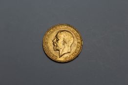 A GEORGE V 1931 SOVEREIGN