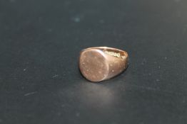 A HALLMARKED 9 CARAT ROSE GOLD RING, approx weight 4.9g, ring size O