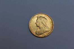 A QUEEN VICTORIA 1895 SOVEREIGN