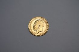 A GEORGE V 1913 GOLD HALF SOVEREIGN