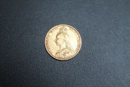 A QUEEN VICTORIA 1892 SOVEREIGN