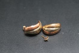 A PAIR OF 9 CT THREE COLOUR GOLD EARRINGS, A/F, approx weight 1.4g