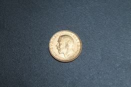 A GEORGE V 1913 SOVEREIGN