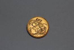 A VICTORIAN 1900 GOLD SOVEREIGN