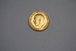 A GEORGE V 1913 GOLD HALF SOVEREIGN