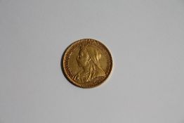 A VICTORIAN 1894 GOLD SOVEREIGN