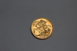 A VICTORIAN 1898 GOLD SOVEREIGN