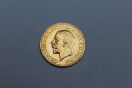 A GEORGE V 1931 SOVEREIGN
