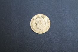 A GEORGE III 1818 GOLD HALF SOVEREIGN - SHIELD BACK