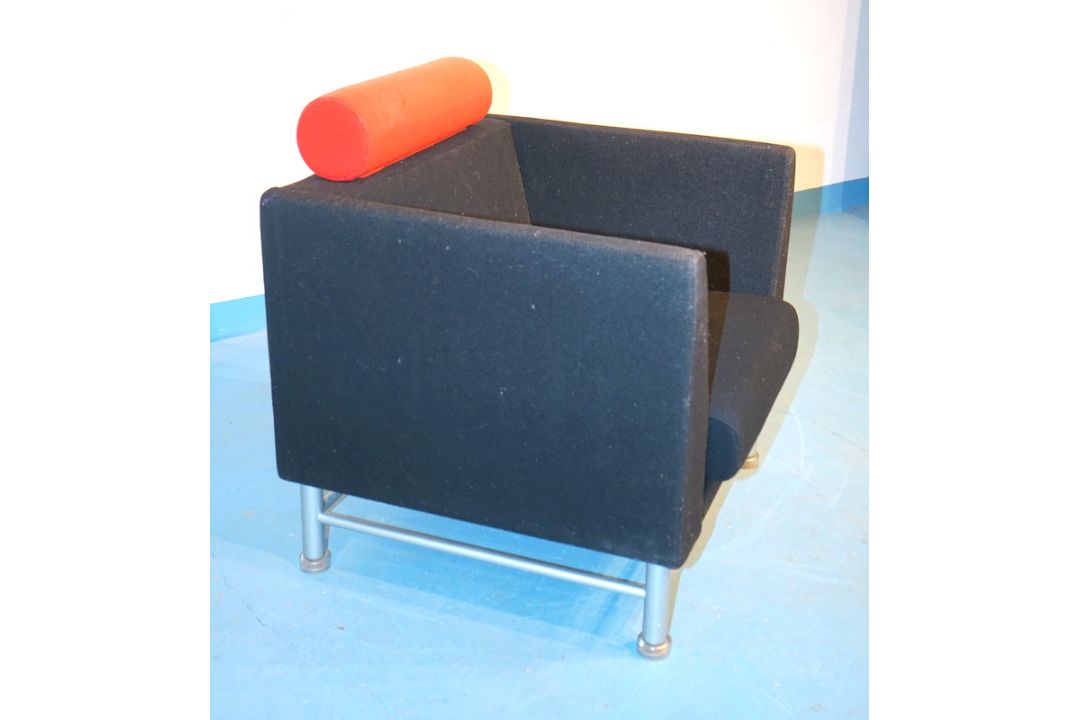 Sottsass, Ettore: East Side Sessel für Knoll int., 1980er Memphis Design - Bild 2 aus 4