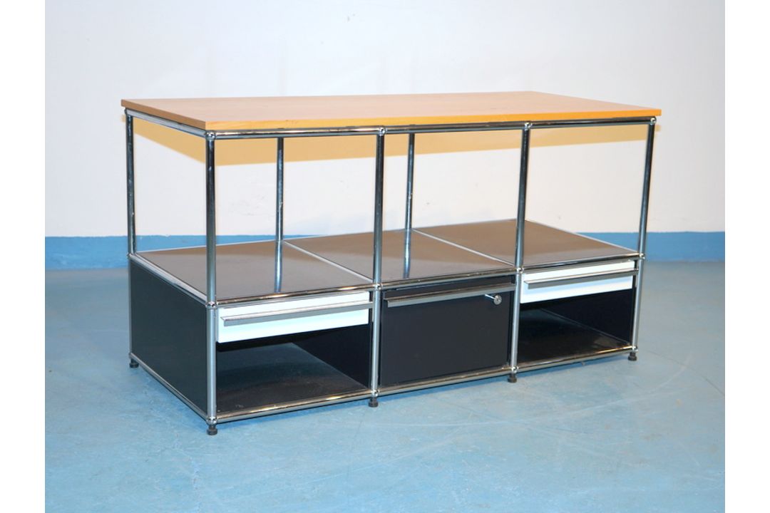 USM Haller Raumtrenner Regal - Bild 1 aus 4