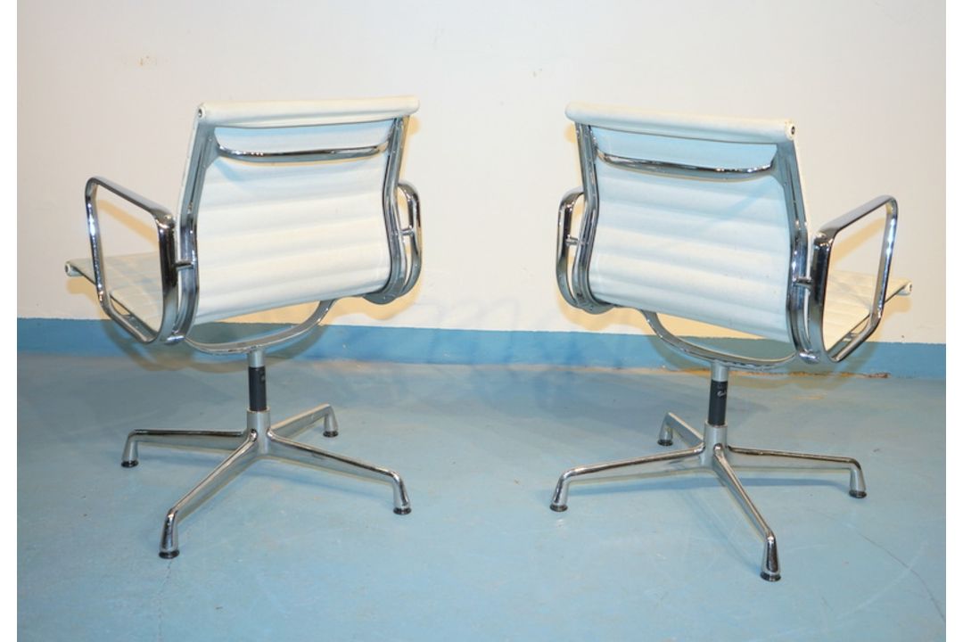 Eames, Charles und Ray: Pärchen Aluchairs EA 08 Vitra - Bild 4 aus 5